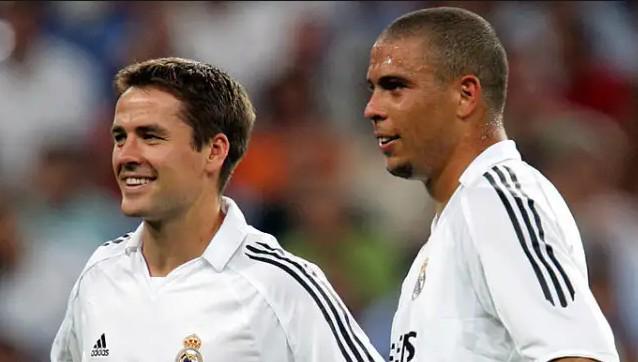 这样的反差 这样的反差